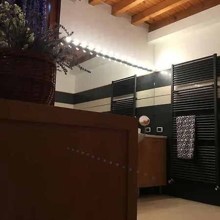 Casa Luna Centro Medievale Di Феррара